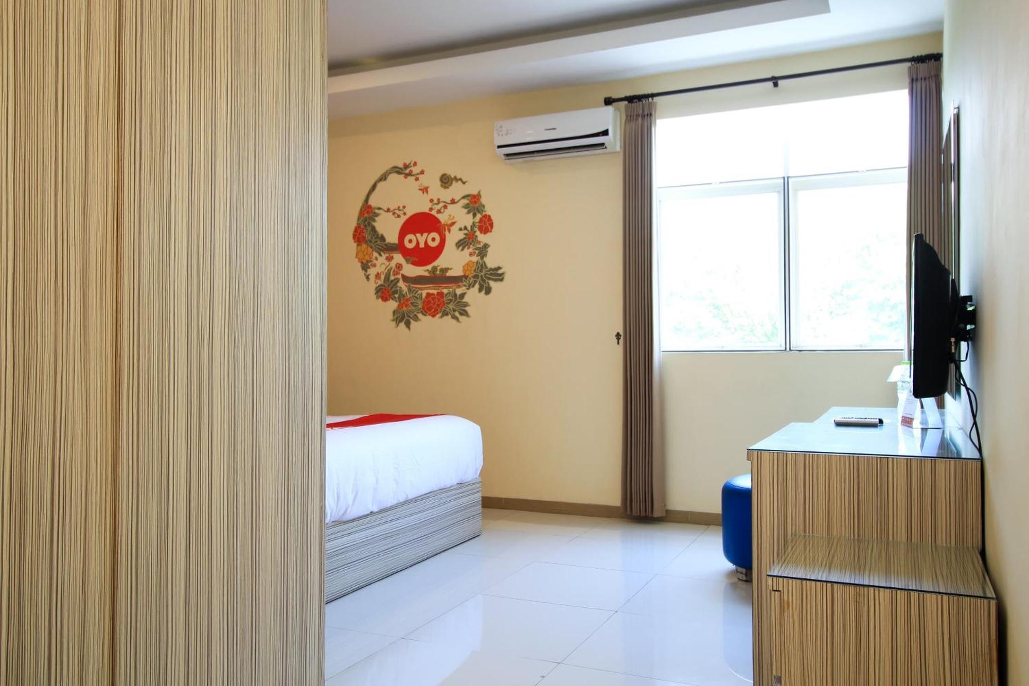 Super Oyo Capital O 175 K-60 Residence Surabaya Dış mekan fotoğraf