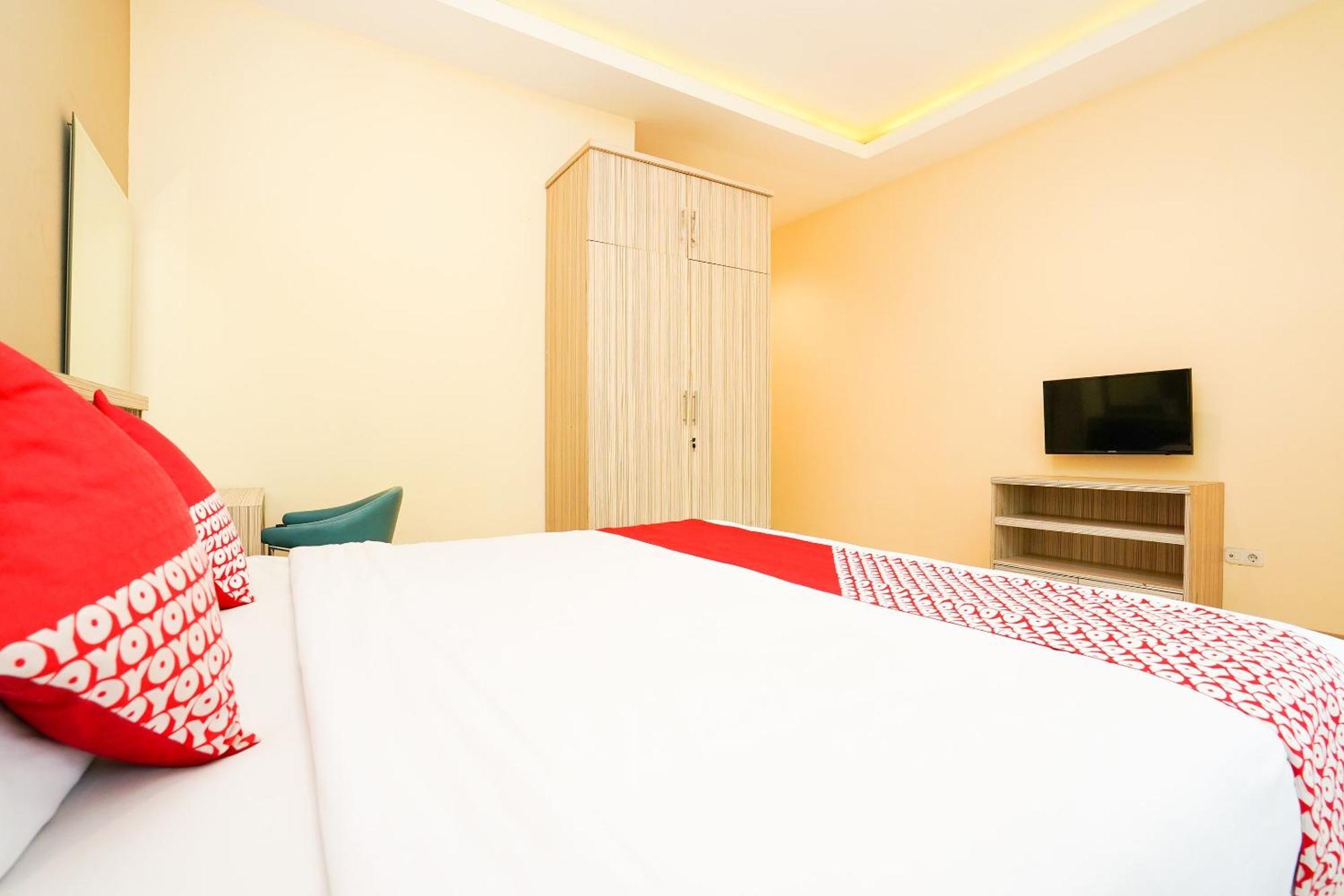 Super Oyo Capital O 175 K-60 Residence Surabaya Dış mekan fotoğraf