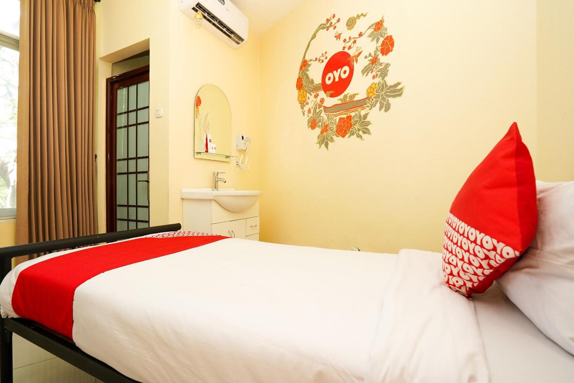 Super Oyo Capital O 175 K-60 Residence Surabaya Dış mekan fotoğraf