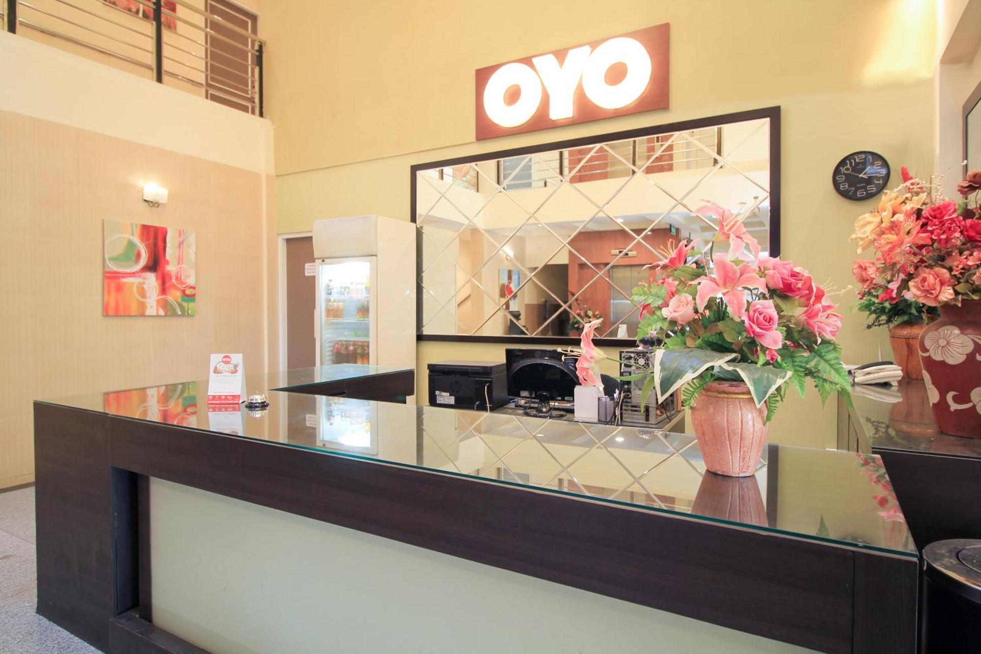 Super Oyo Capital O 175 K-60 Residence Surabaya Dış mekan fotoğraf